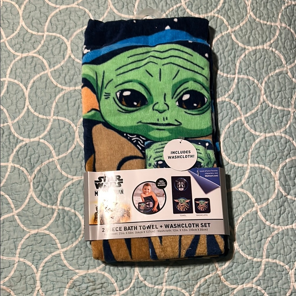 Star Wars Baby Yoda Bath Towel and Washcloth Set